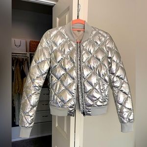 Alo bomber jacket size XS. New without tag